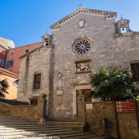 Ena By Interhome Vakantiehuis Labin (Istria)