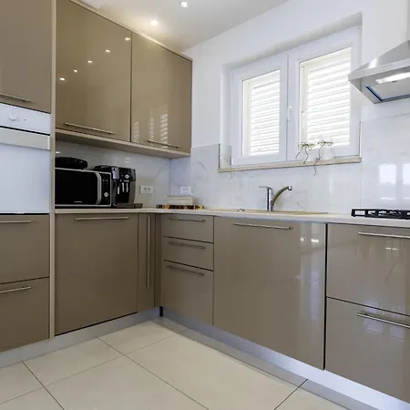 Vakantiehuis Ena By Interhome *